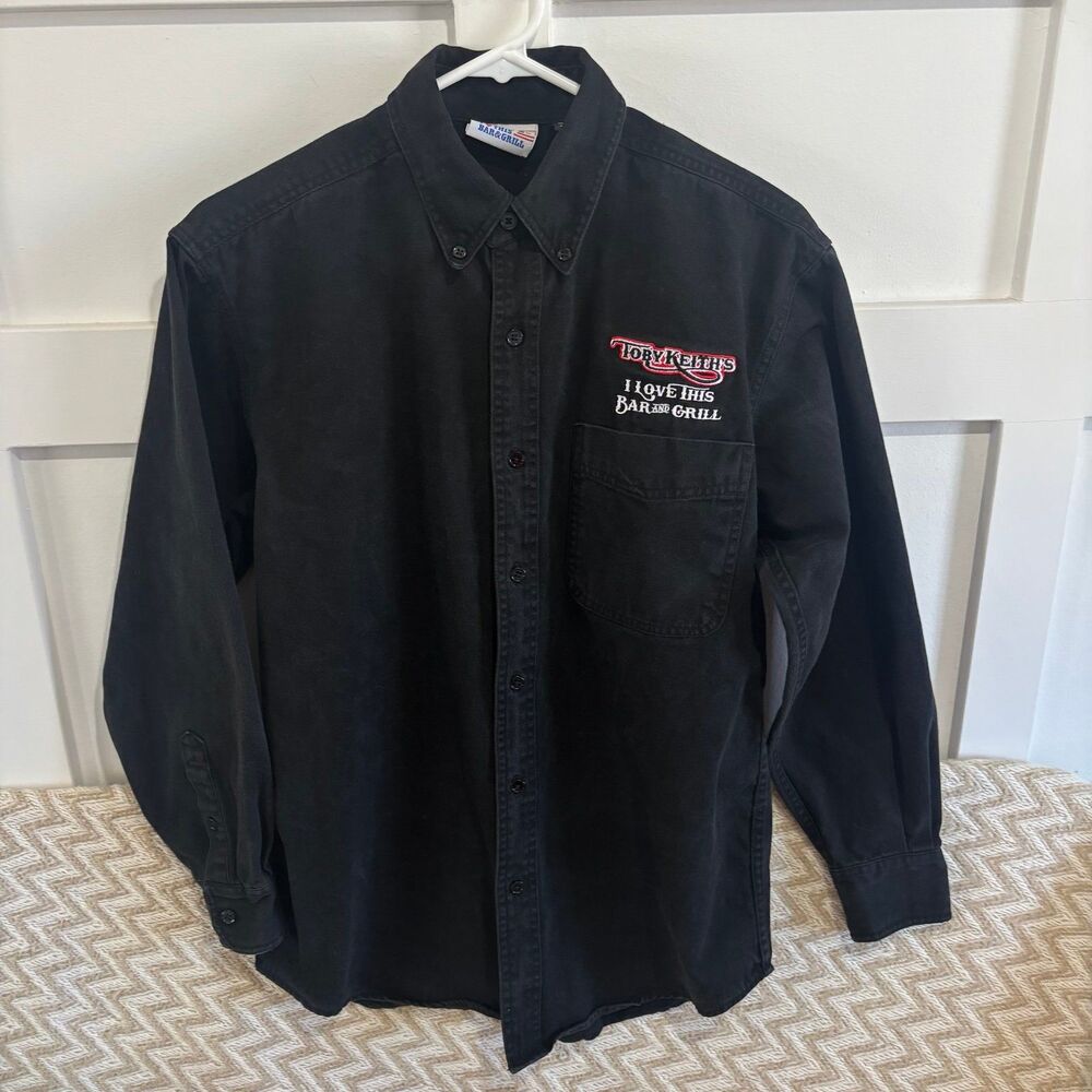 Toby Keith’s I Love This Bar & Grill Cotton Button Down Long Sleeve Shirt